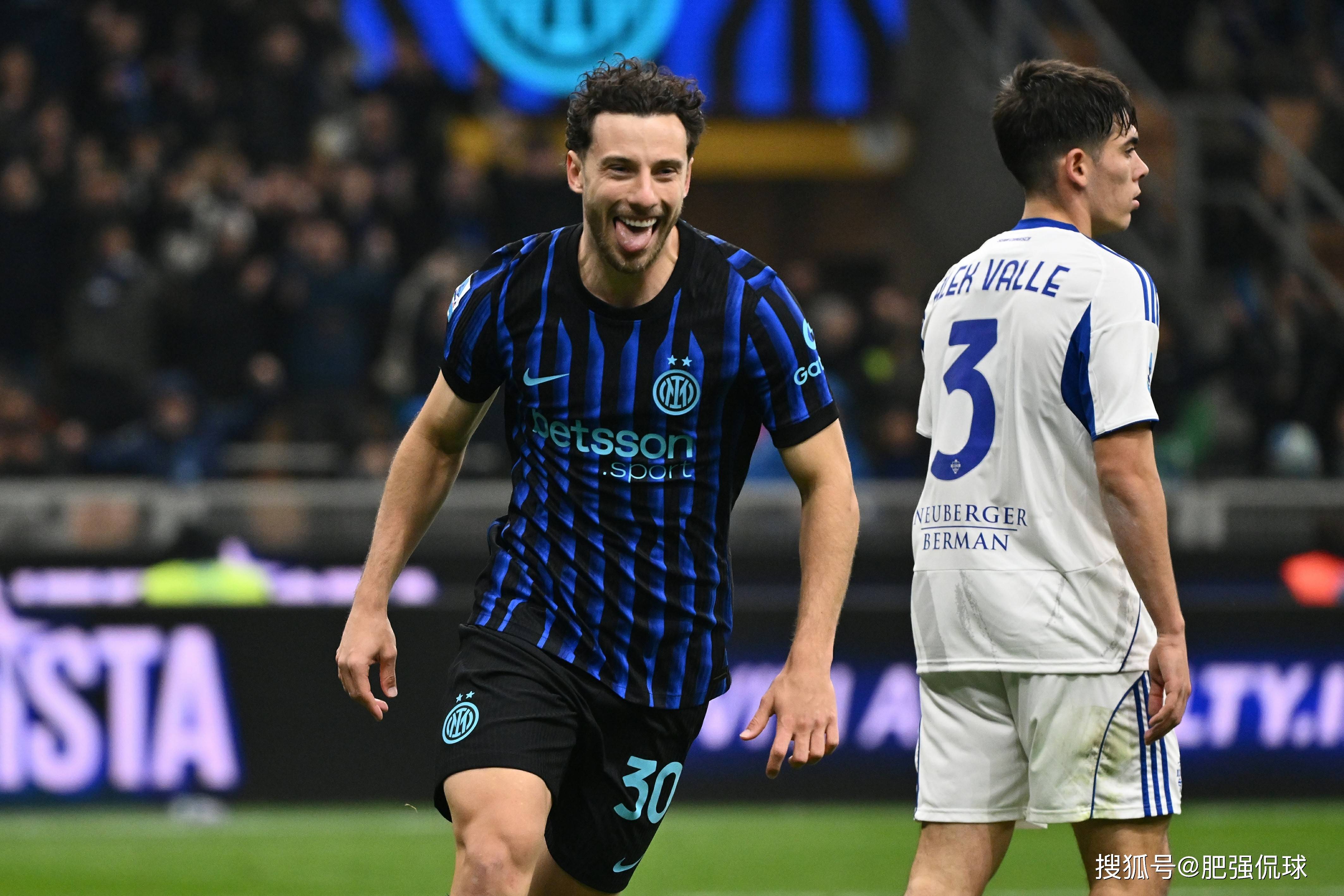 关于赛后瓦伦西亚调整名单以备德甲，内部沟通环节打磨，管理层满意，阵容厚度经受考验的信息